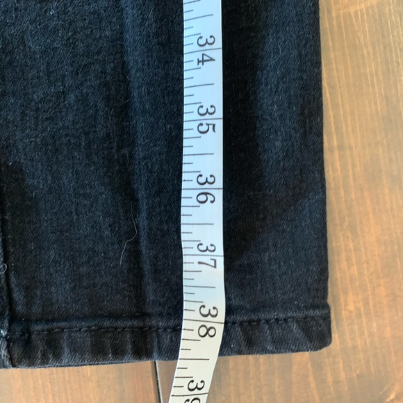 H&M black denim high rise skinny jeans. Size. 6 - Picture 5 of 7